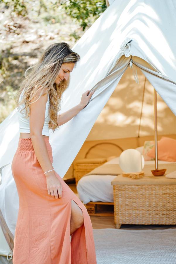 فندق Cocooning Tipi - سانيوس المظهر الخارجي الصورة